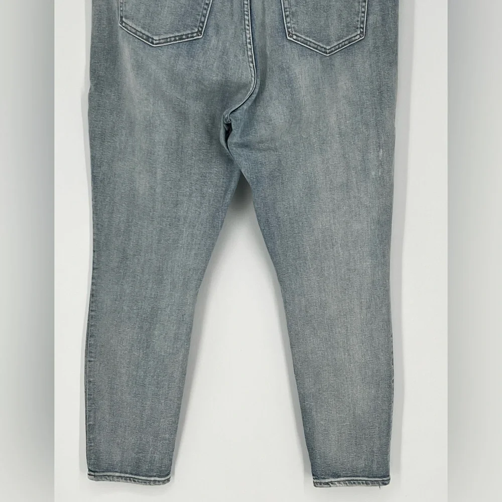 GAP 1969‎ distressed light-wash skinny ripped jeans